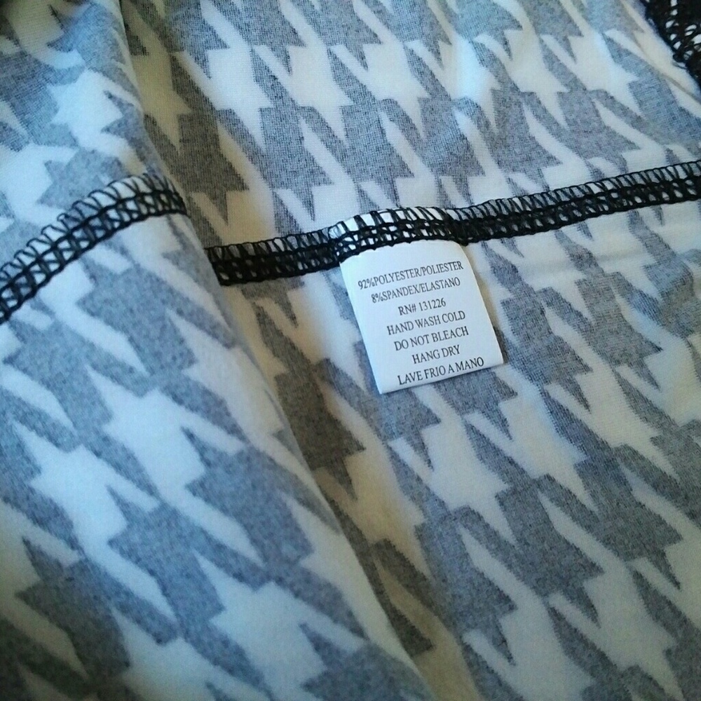 Infinity Raine Plus Size Herringbone Leggings - Picture 4 of 5